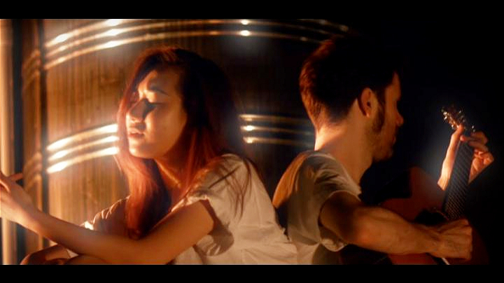 夜晚 (Acoustic) - Julia Wu 吳卓源 ｜Official Music Video